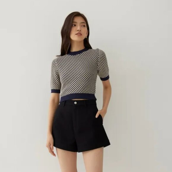 Love, Bonito Paola Short Sleeve Knit Crewneck Sweater Top Navy Blue Cream 6/S - Picture 2 of 11